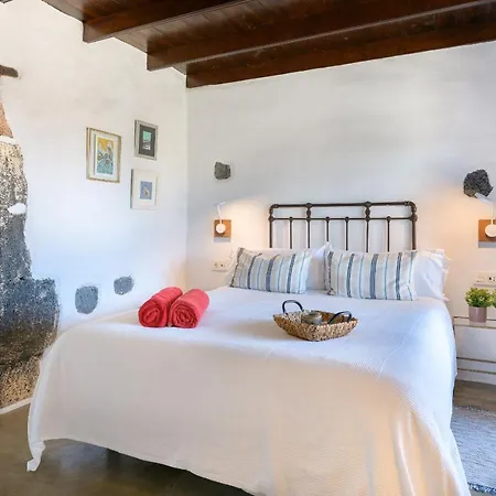 La Casa Del Medianero Appartement Mácher