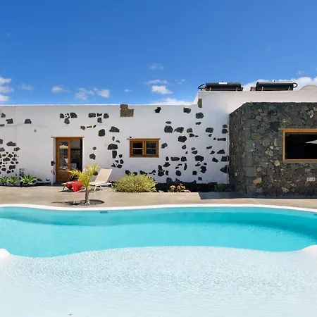 La Casa Del Medianero Apartamento Mácher